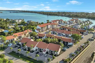 1646 Stickney Point Rd, Sarasota, FL 34231 - Photo 44