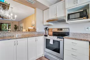 1646 Stickney Point Rd, Sarasota, FL 34231 - Photo 16