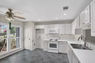 912 W Charing Cross Cir, Lake Mary, FL 32746 - Photo 6