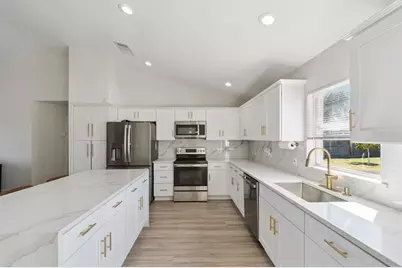 3594 Yellow Bird Court, Saint Cloud, FL 34772 - Photo 8