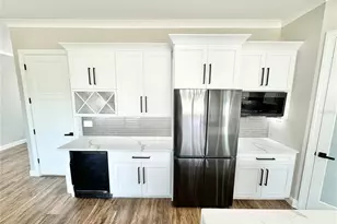 17693 SW 61st Ln Rd, Dunnellon, FL 34432 - Photo 4