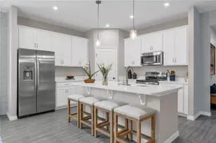 1652 Blue Lagoon Cir, Mascotte, FL 34753 - Photo 8