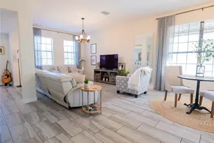 1337 Shinnecock Hills Dr, Davenport, FL 33896 - Photo 8