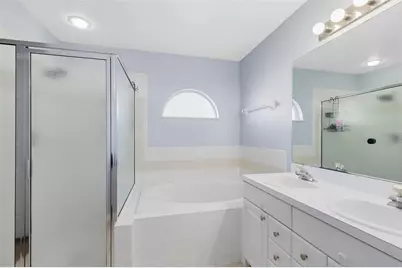 137 Country Lakes Circle, Groveland, FL 34736 - Photo 14