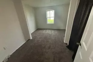 834 Sky Lake Cir, Orlando, FL 32809 - Photo 4