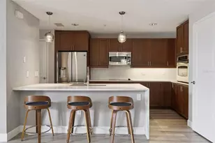 100 S Eola Dr, Orlando, FL 32801 - Photo 18