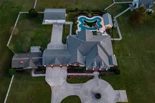 2780 Vickie Ct, Kissimmee, FL 34744 - Photo 10