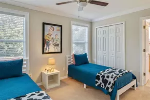 321 Las Fuentes Dr, Kissimmee, FL 34746 - Photo 8