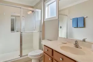 321 Las Fuentes Dr, Kissimmee, FL 34746 - Photo 6