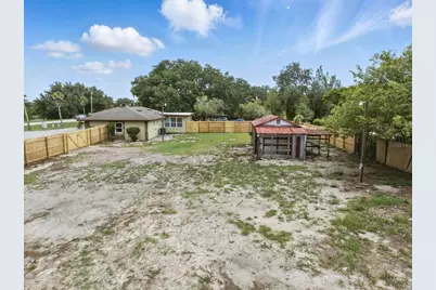 8812 Oakwood Drive, Lake Wales, FL 33898 - Photo 18