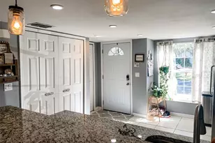 1304 Brigadoon Dr, Clearwater, FL 33759 - Photo 10