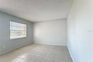 694 Michigan Ct, Saint Cloud, FL 34769 - Photo 4