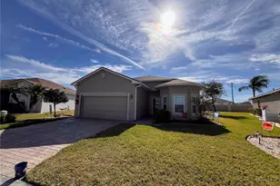 2452 Salzburg Loop, Winter Haven, FL 33884 - Photo 2
