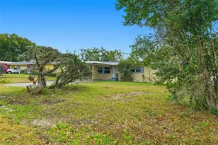 4228 Sky Line Dr, Orlando, FL 32810 - Photo 2