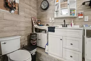 3213 Chariot Pl, Orlando, FL 32818 - Photo 14