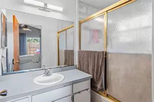 9911 Flynt Cir, Orlando, FL 32825 - Photo 18
