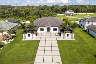 3845 S Stillwood Ln, Lake Mary, FL 32746 - Photo 2
