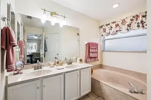 313 Crisan Ct, Orlando, FL 32824 - Photo 14