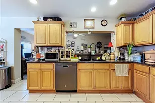 717 West End Cres N, Lakeland, FL 33803 - Photo 10