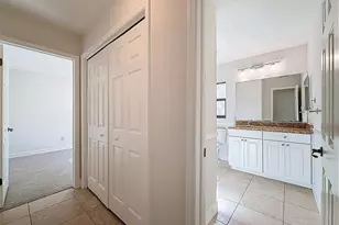 915 Woodleaf Way, Tampa, FL 33613 - Photo 34