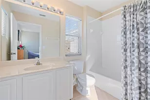 8650 Abbotsbury Dr, Windermere, FL 34786 - Photo 18