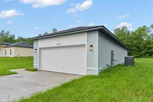 2642 Magnolia Cir, Lake Wales, FL 33898 - Photo 2