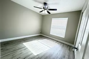 1003 Dartmoor Pl, Kissimmee, FL 34758 - Photo 10