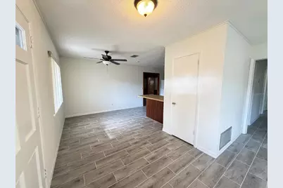 1527 Leeway Avenue, Orlando, FL 32810 - Photo 4