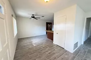 1527 Leeway Ave, Orlando, FL 32810 - Photo 4