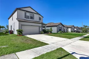 1749 Cayman Cove Cir, Saint Cloud, FL 34772 - Photo 1