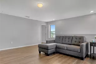 1749 Cayman Cove Cir, Saint Cloud, FL 34772 - Photo 6