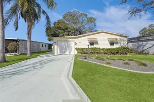 1612 E Schwartz Blvd, Lady Lake, FL 32159 - Photo 2