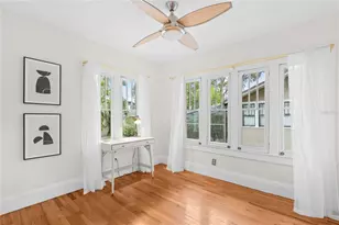 210 Phillips Pl, Orlando, FL 32806 - Photo 40