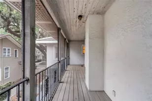 210 Phillips Pl, Orlando, FL 32806 - Photo 22