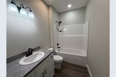 1418 SE Magnolia Loop #102, Lake City, FL 32025 - Photo 8