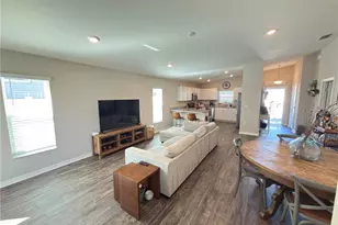 1088 Zion Dr, Haines City, FL 33844 - Photo 8