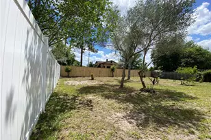 619 Rhodes Dr, Deland, FL 32720 - Photo 32