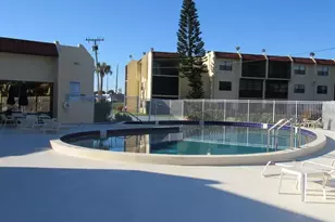 2050 Oleander Blvd, Fort Pierce, FL 34950 - Photo 8