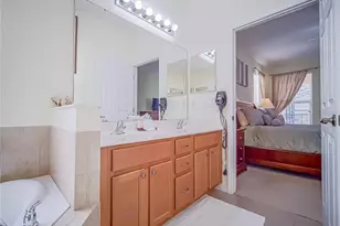 1009 Orange Cosmos Blvd, Davenport, FL 33837 - Photo 14