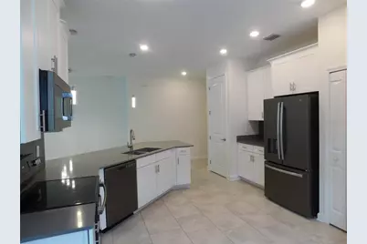 1830 Good Neighbor Loop, Kissimmee, FL 34744 - Photo 8