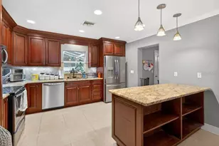 746 W Washington Ave W, Lake Helen, FL 32744 - Photo 30