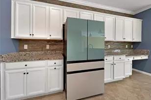 12691 Cinqueterre Dr, Venice, FL 34293 - Photo 4