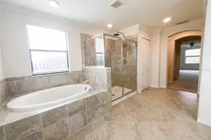 12691 Cinqueterre Dr, Venice, FL 34293 - Photo 6