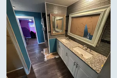 10559 Bay Hills Circle, Thonotosassa, FL 33592 - Photo 6