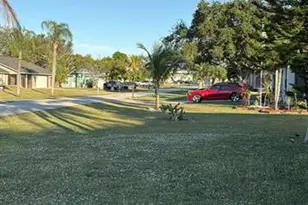 1414 SE 25th Ln, Cape Coral, FL 33904 - Photo 6