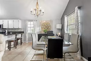 325 Sonoma Valley Cir, Orlando, FL 32835 - Photo 14