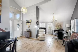 325 Sonoma Valley Cir, Orlando, FL 32835 - Photo 18