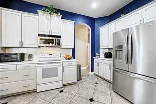 8463 Dover View Ln, Orlando, FL 32829 - Photo 8