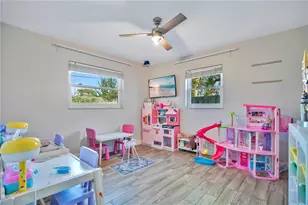 4715 Jamerson Pl, Orlando, FL 32807 - Photo 16