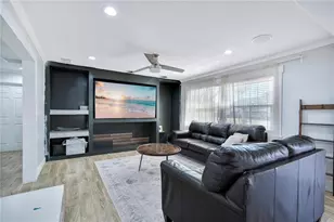 4715 Jamerson Pl, Orlando, FL 32807 - Photo 10